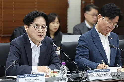 특별연장근로 있으니 주 52시간 유지?…산업계선 "탁상행정"