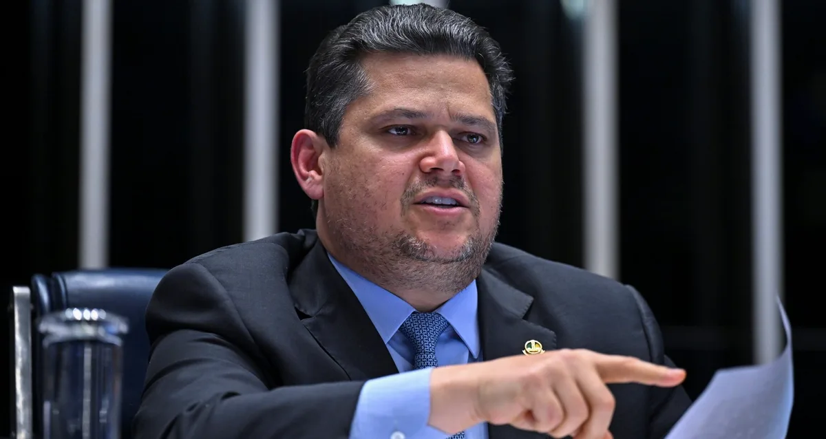 Alcolumbre sobre encontro com Lula: Não falamos nada do passado; diálogo foi restabelecido