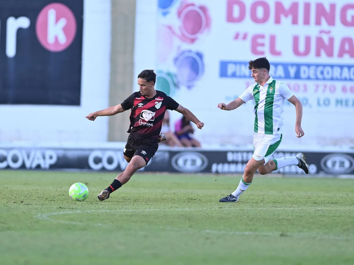 Athletico vence mais uma no Mundial Juvenil e garante vaga antecipada