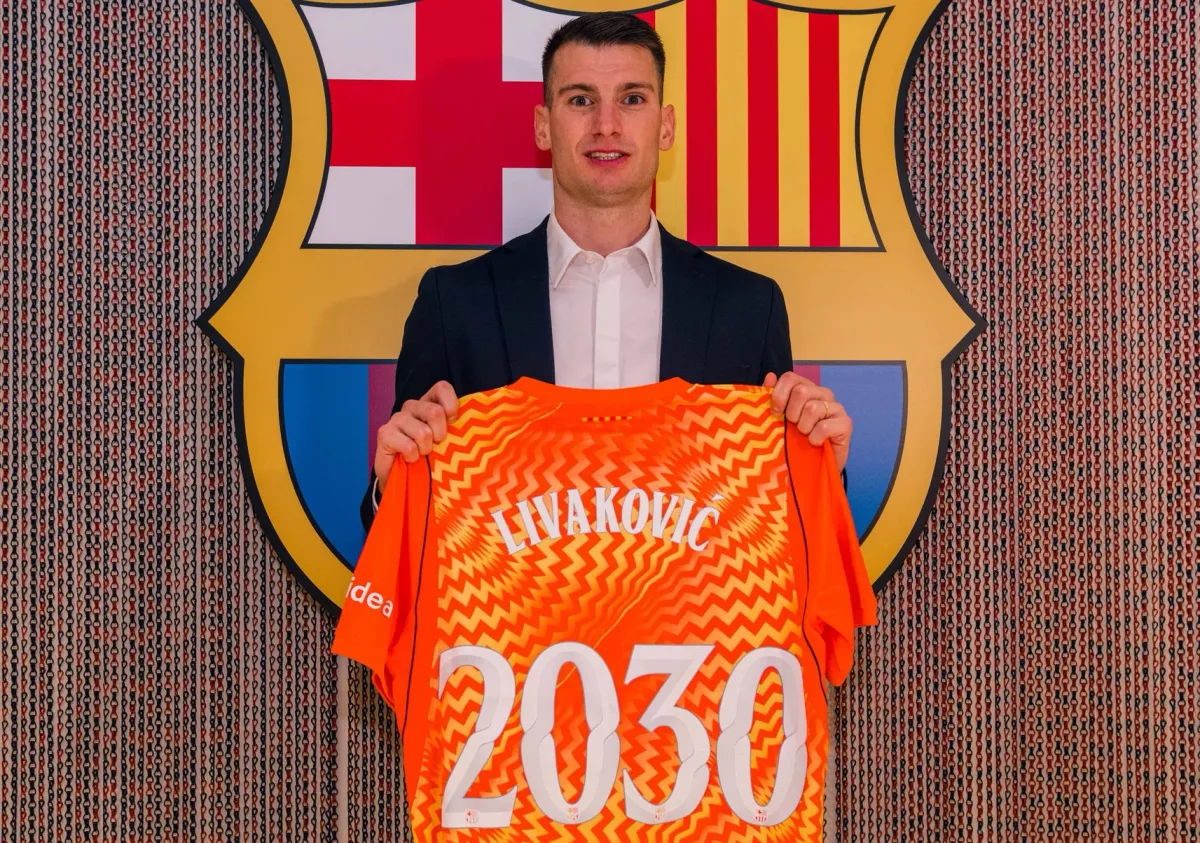 Barcelona anuncia Livakovic, goleiro algoz da Seleção Brasileira