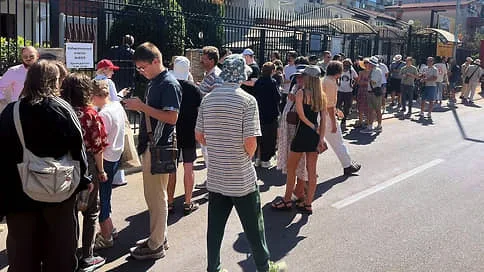Черногория уложилась в один день // Россияне в республике проголосовали без ажиотажа