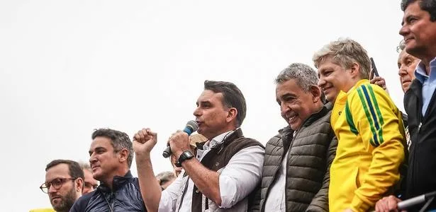 Flávio foi a TSE 14 vezes impedir Lula de dizer que ele é contra fim da 6x1
