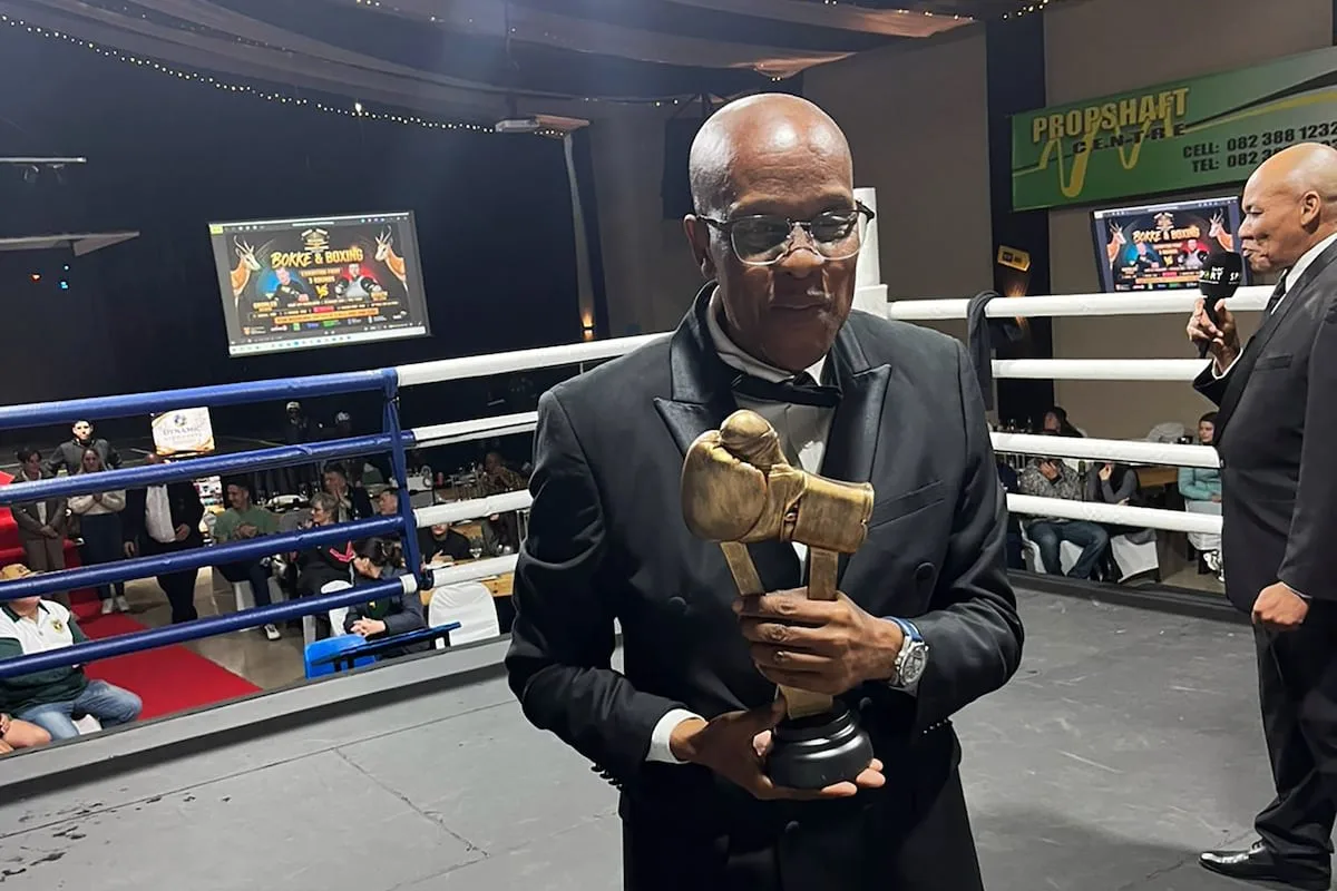 Veteran ring official Koali pays tribute to his late mentors