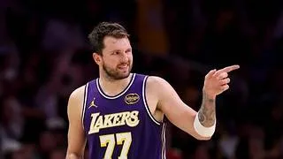 Liderazgo fuera de la cancha: Luka Dončić se lleva a los Lakers de convivencia a Eslovenia