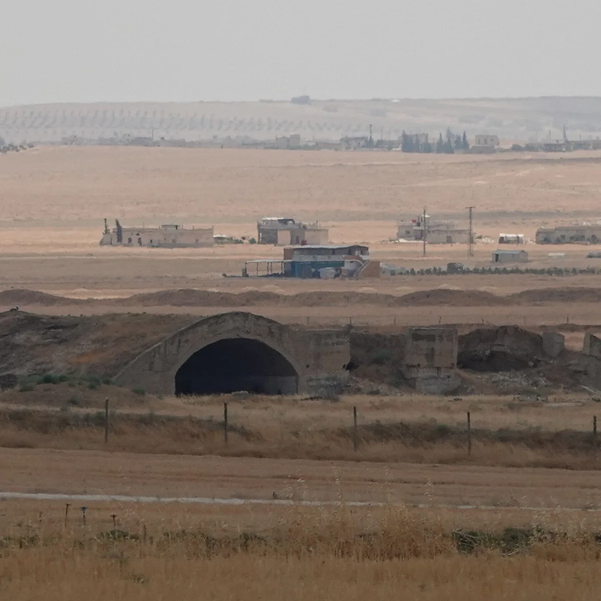 Israel Strikes Air Base in Syria, Drawing Ire From the U.S.