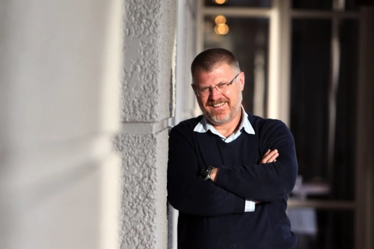 Mila interviews Deon Meyer: Russian intrigue sets the scene for ‘Scorpio Rising’
