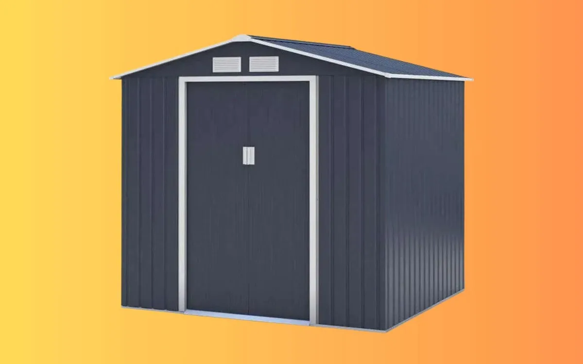 Votre garage va lui dire merci : cet abri de jardin perd 110 € chez Cdiscount