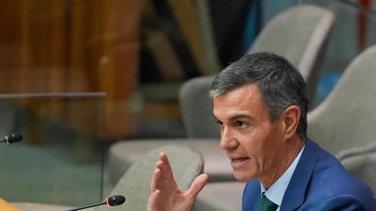 Sánchez reclama una alianza global para una IA responsable frente a los tecno-oligarcas