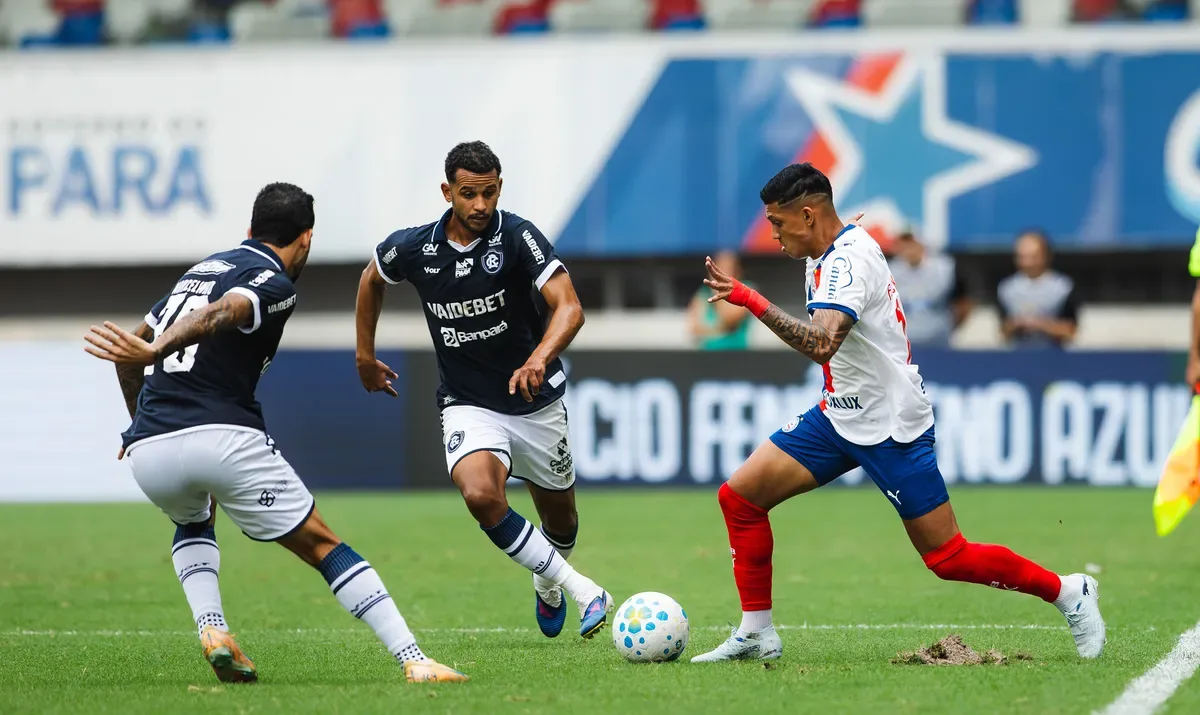 Bahia recebe Remo em Fonte Nova lotada e metrô faz operação especial