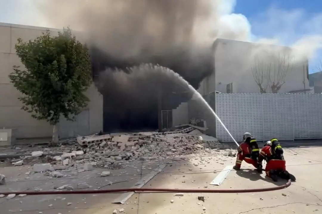 Todos los detalles del incendio que ha calcinado el plató de ‘Maestros de la Costura’ y casi el de ‘Masterchef’: del origen hasta las graves consecuencias