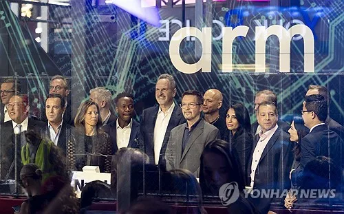 소프트뱅크 업은 Arm "대형 M&A 배제 안해"