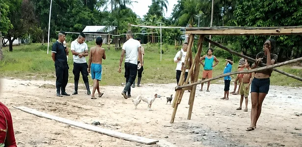 Guerrilheiros colombianos avançam, ameaçam e levam pânico a indígenas no AM