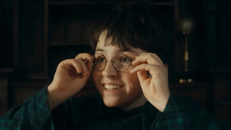 Harry, Ron et Hermione font leur rentrée à Poudlard dans la nouvelle bande annonce de la série "Harry Potter"