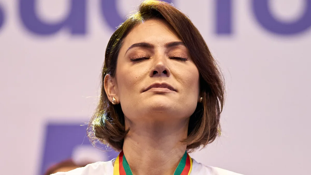 Michelle contesta decisão de Moraes sobre visitas a Bolsonaro
