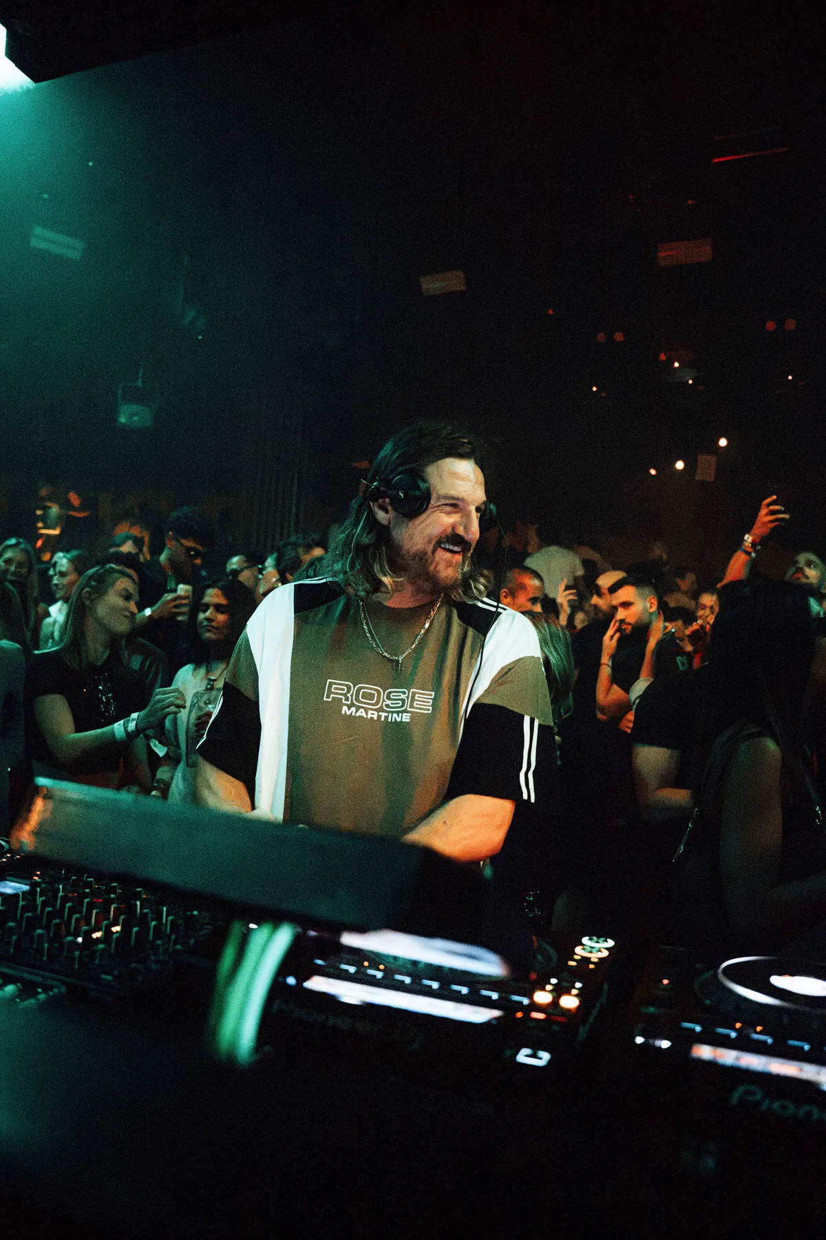 El imperio de Solomun en Pacha Ibiza: fiesta, sol y pum, pum, pum