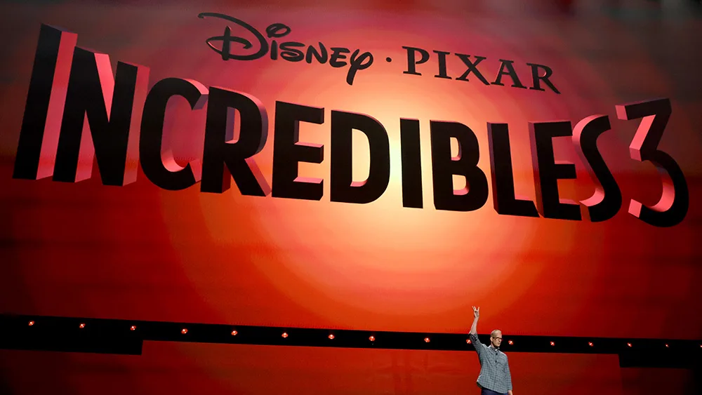 ‘Incredibles 3’: Pete Docter Teases A Powerful New Villain In Upcoming Threequel As Violet & Dash Step Up To Plate – D23