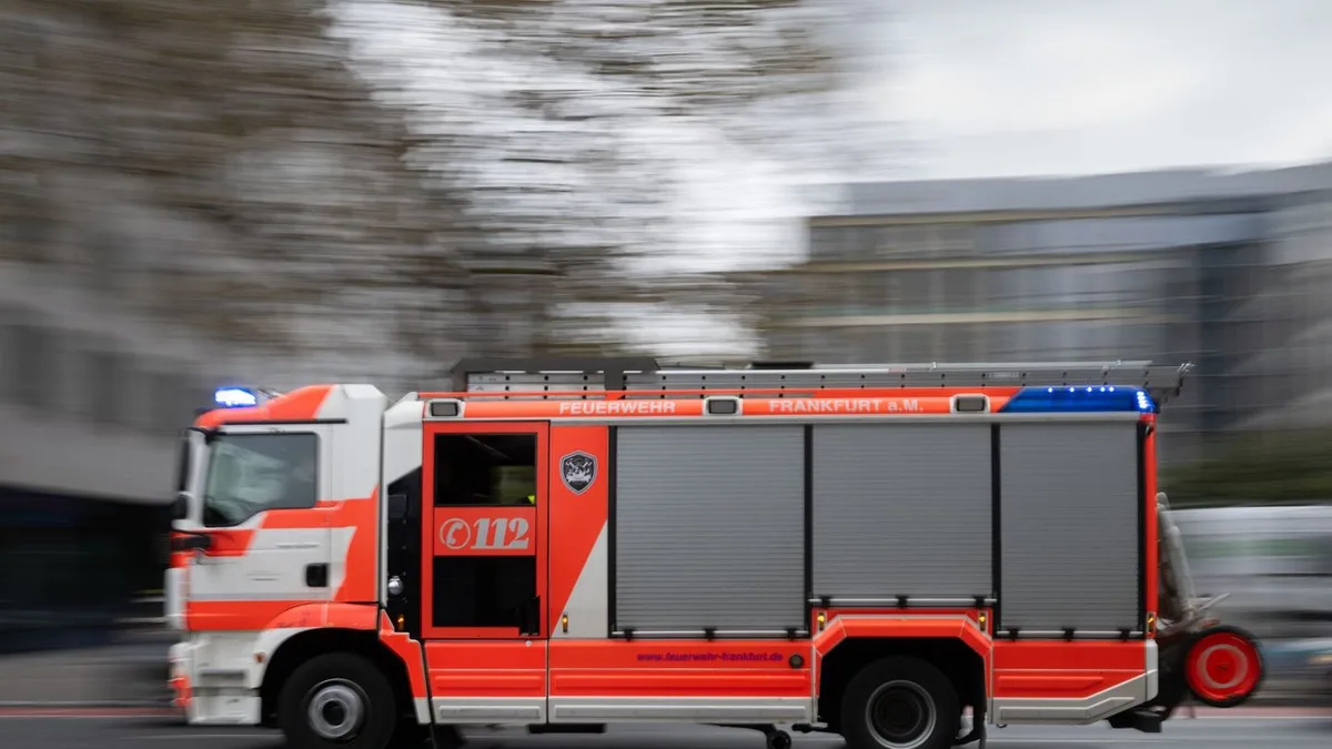 Nach den Ferien: Nach Brand in Schule: Schulstart könnte sich verschieben