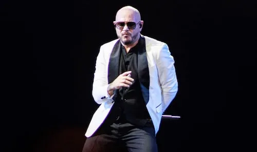 Pitbull lanza “PITCOIN”, su nuevo álbum con Enrique Iglesias, KISS y Bon Jovi; incluye 24 temas