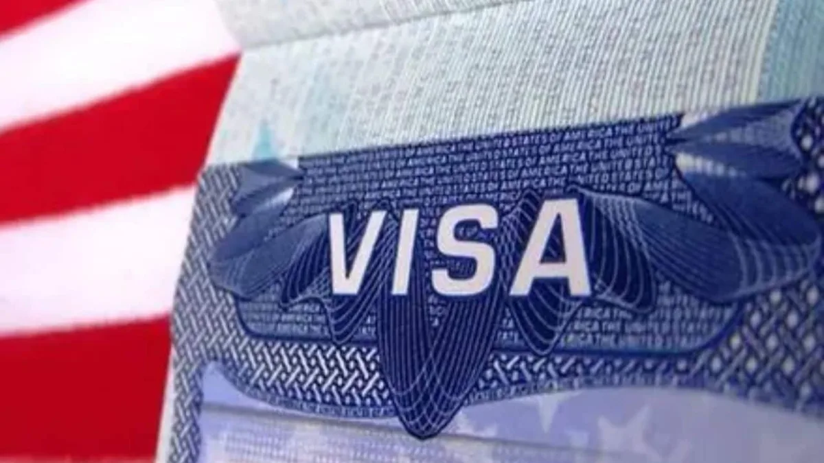 H-1B alert: USCIS new proposal to make visa renewal riskier for workers - know how Indian professionals will be affected
