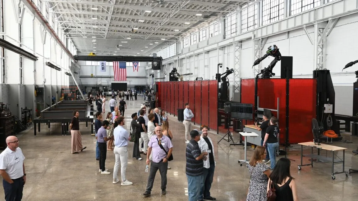 Former SpaceX engineers are building a robotic factory for making steel parts