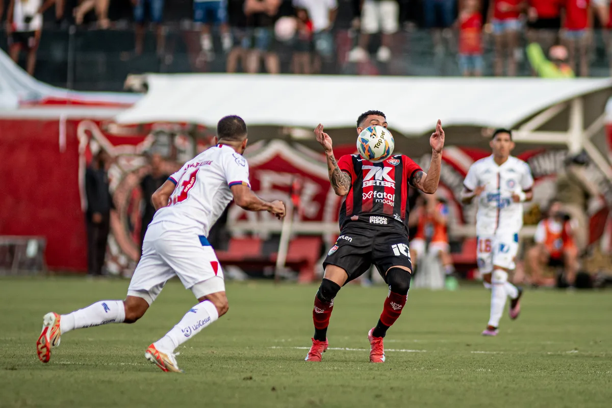 Confira o retrospecto dos últimos 20 clássicos entre Bahia e Vitória