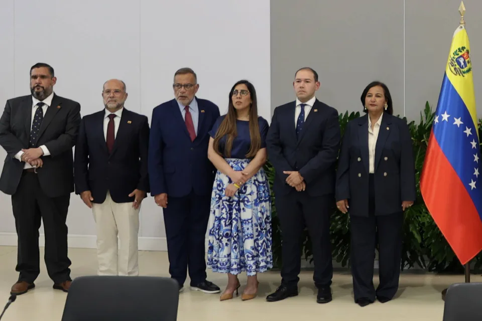AN 2015 saluda «primer paso» tras desbloqueo parcial de medios: Esto es un derecho