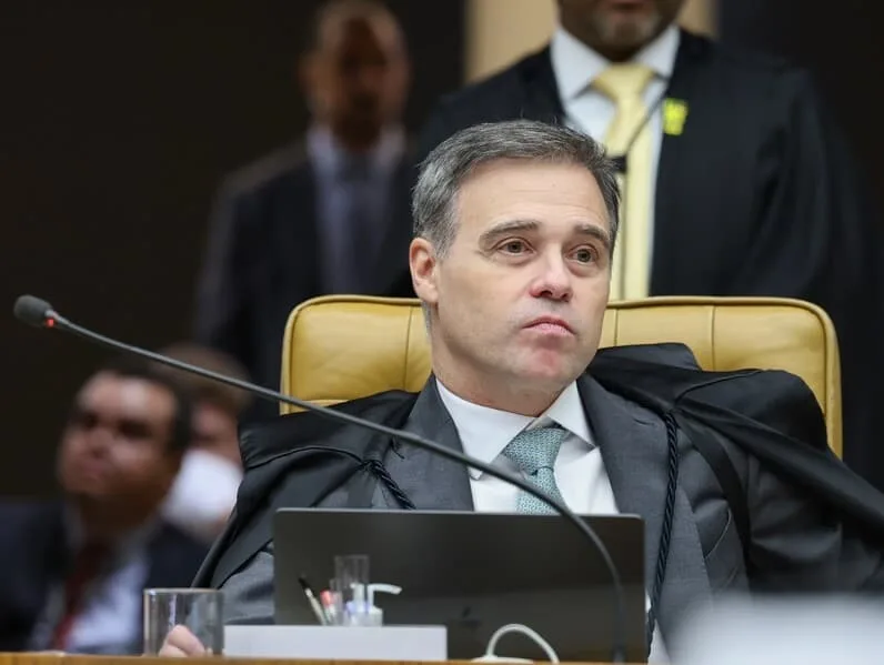 Pedido de impeachment contra André Mendonça é apresentado ao Senado