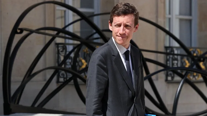 "C'est un parcours exigeant": Édouard Geffray veut favoriser l'apprentissage des langues régionales à l'école