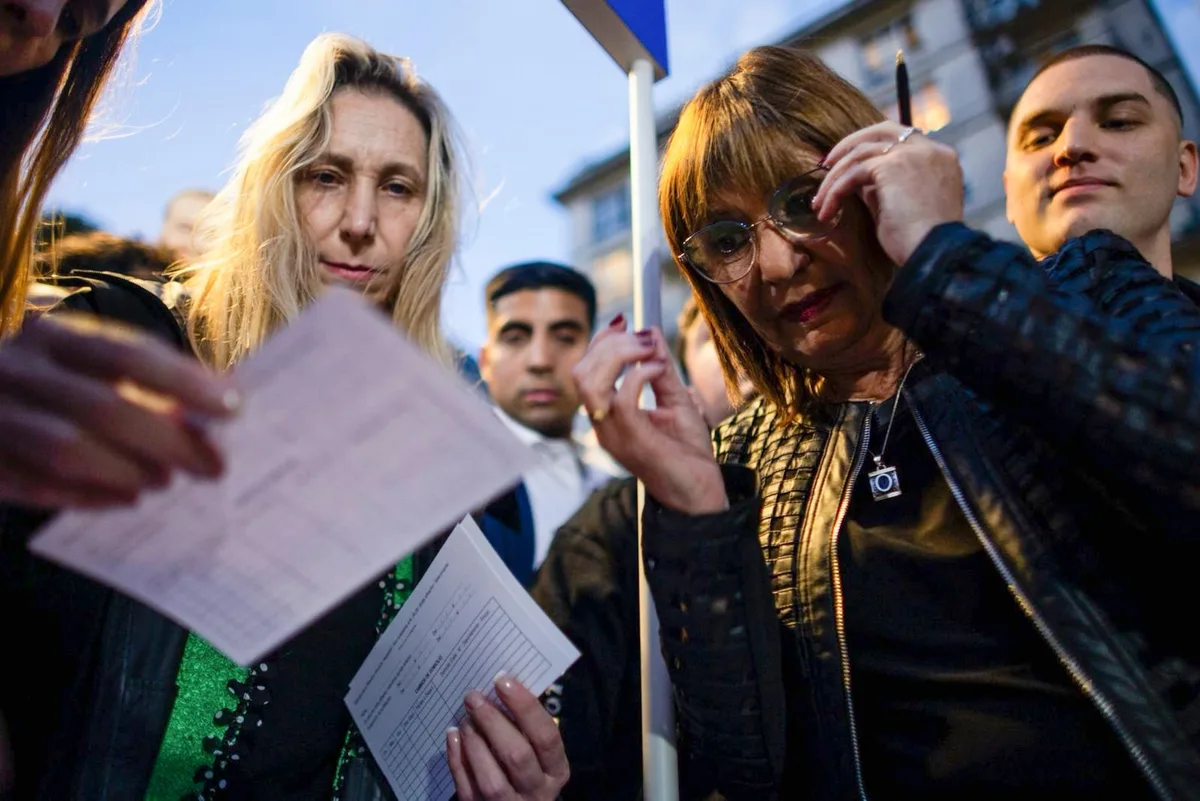La reforma política que impulsa el Gobierno endurece los requisitos y varios partidos tendrían dificultades para ser habilitados