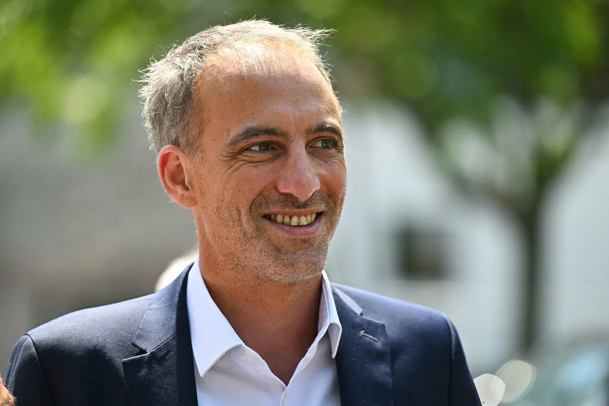 Présidentielle 2027 : Raphaël Glucksmann annonce sa candidature « pour relever la France »