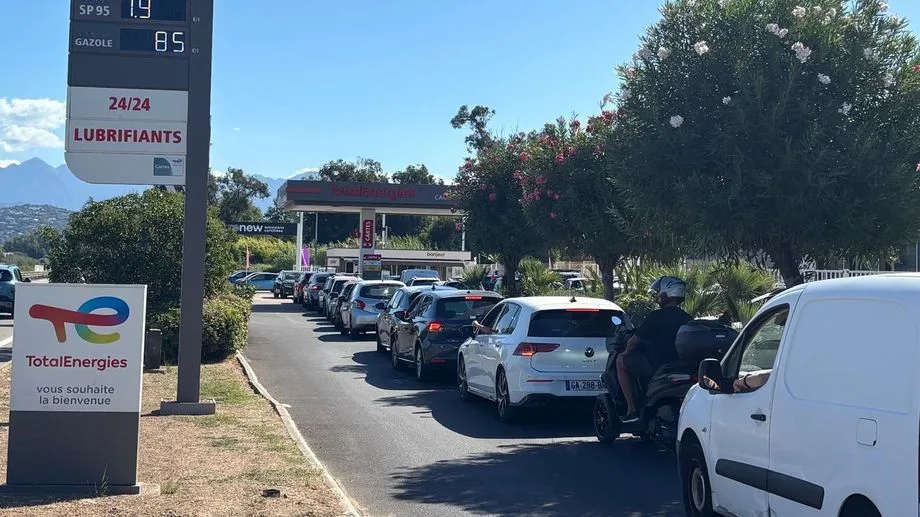 Carburants : les stations Total prises d’assaut à Ajaccio après la fermeture des stations Vito