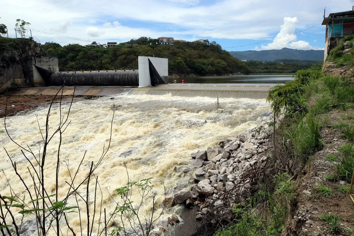 Honduras: Represa Los Laureles alcanza casi el 100% de su capacidad y UMAPS prueba trasvase hacia La Concepción