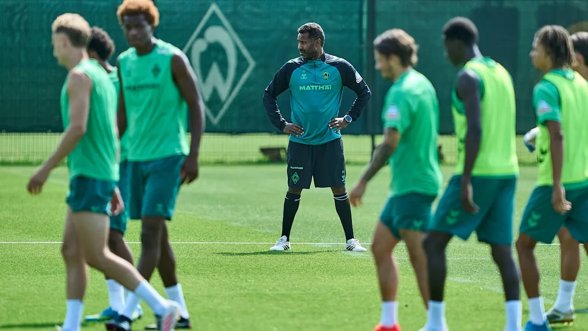 Warum die Bosse zögern - Werders schwierigster Vertrags-Fall