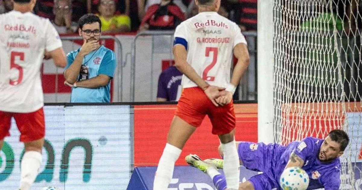 Tiago Volpi salva o Bragantino de derrota maior para o Flamengo; veja números