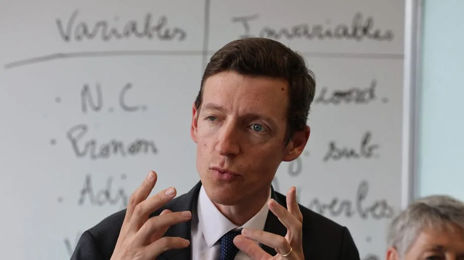 Il faut "que l'école rende possible l'apprentissage des langues régionales", estime le ministre de l'Éducation nationale