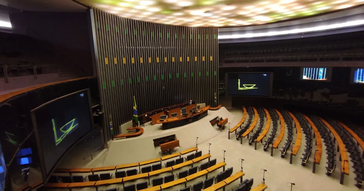 Redata é sancionado; entenda o que vai mudar para data centers no Brasil