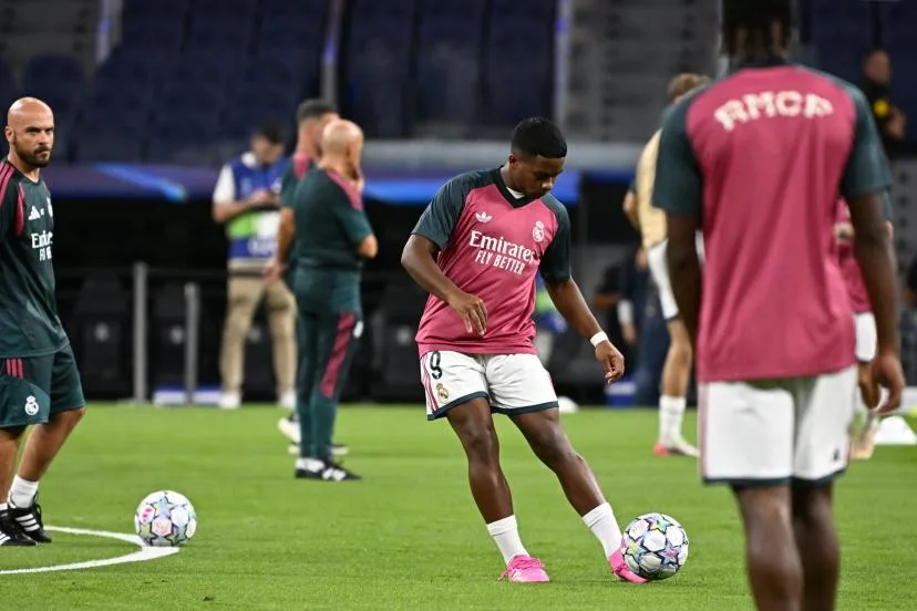 Mercato : Après l'OL, Endrick prêté à l'AC Milan en janvier ?