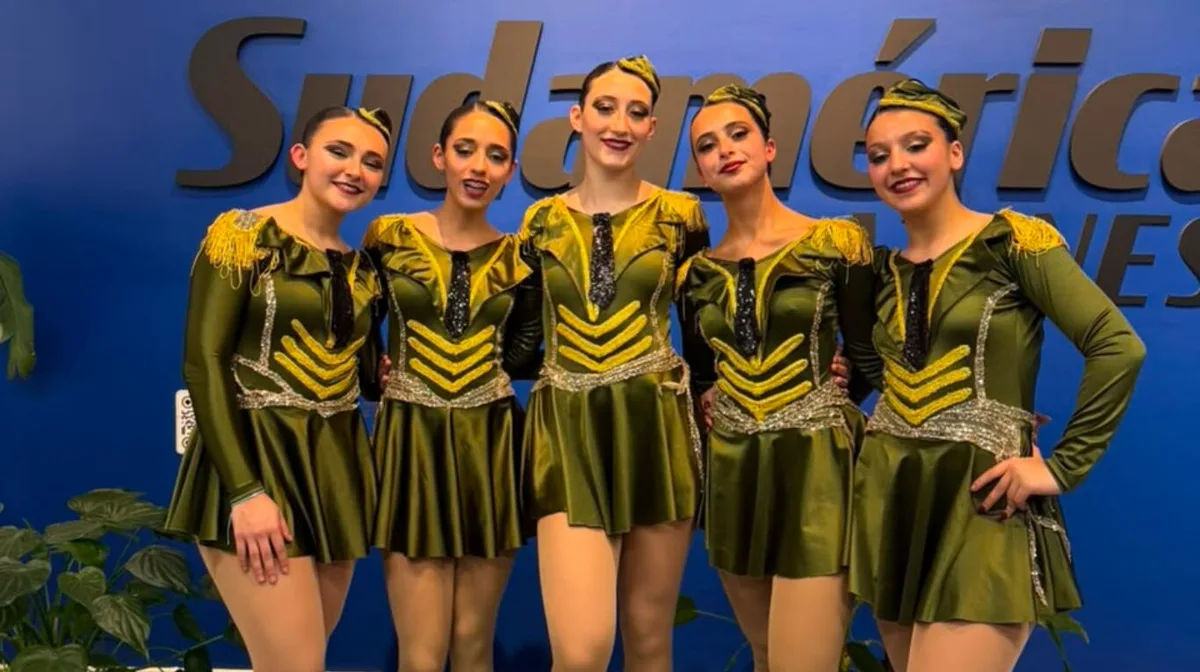 De organizar rifas a vender pizzas y galletitas: un grupo de patinadoras argentinas busca cumplir el sueño de viajar al Mundial