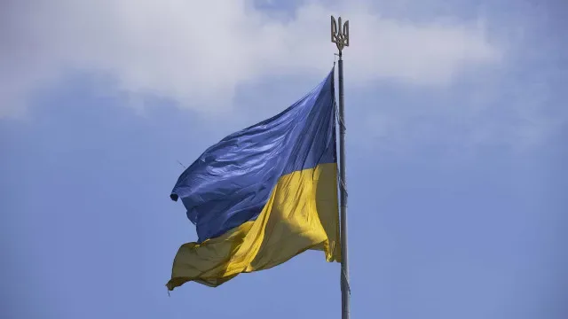 Ucrânia: UE aprova 6,1 mil milhões para defesa aérea e guerra eletrónica