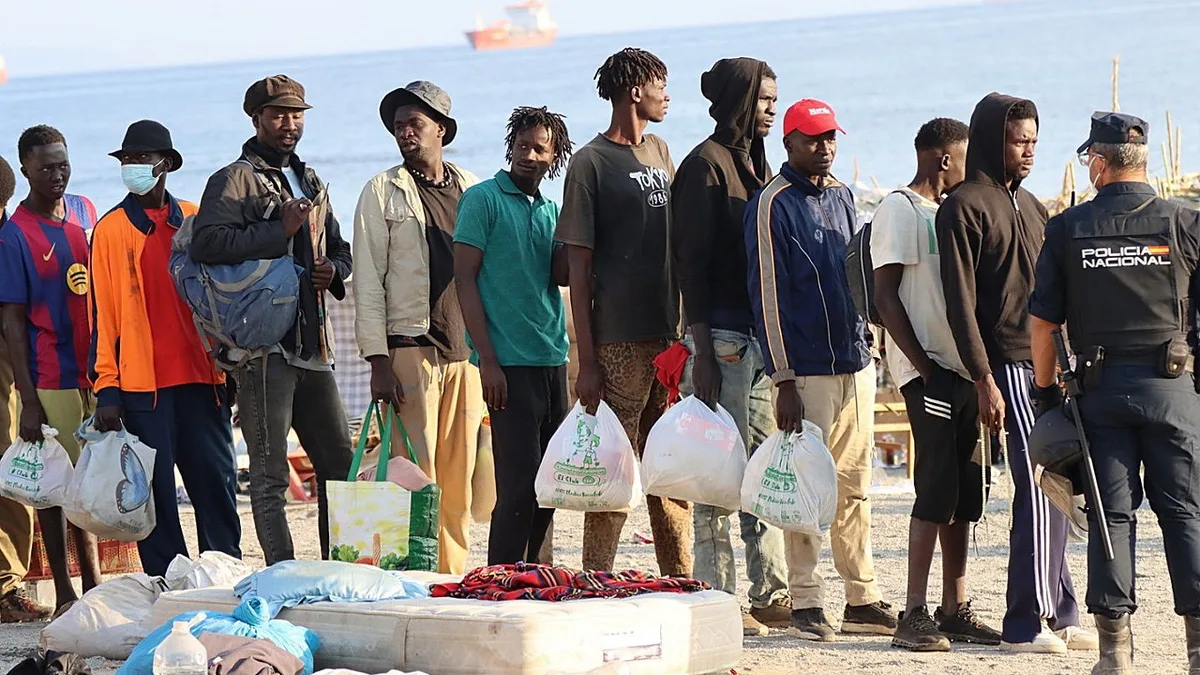 Espanha cria abrigos para 1.800 migrantes em Ceuta
