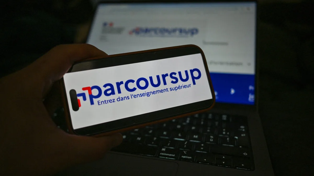 "C'est quoi la suite, pointer à France Travail?": ces bacheliers sans proposition de formation sur Parcoursup avant la rentrée