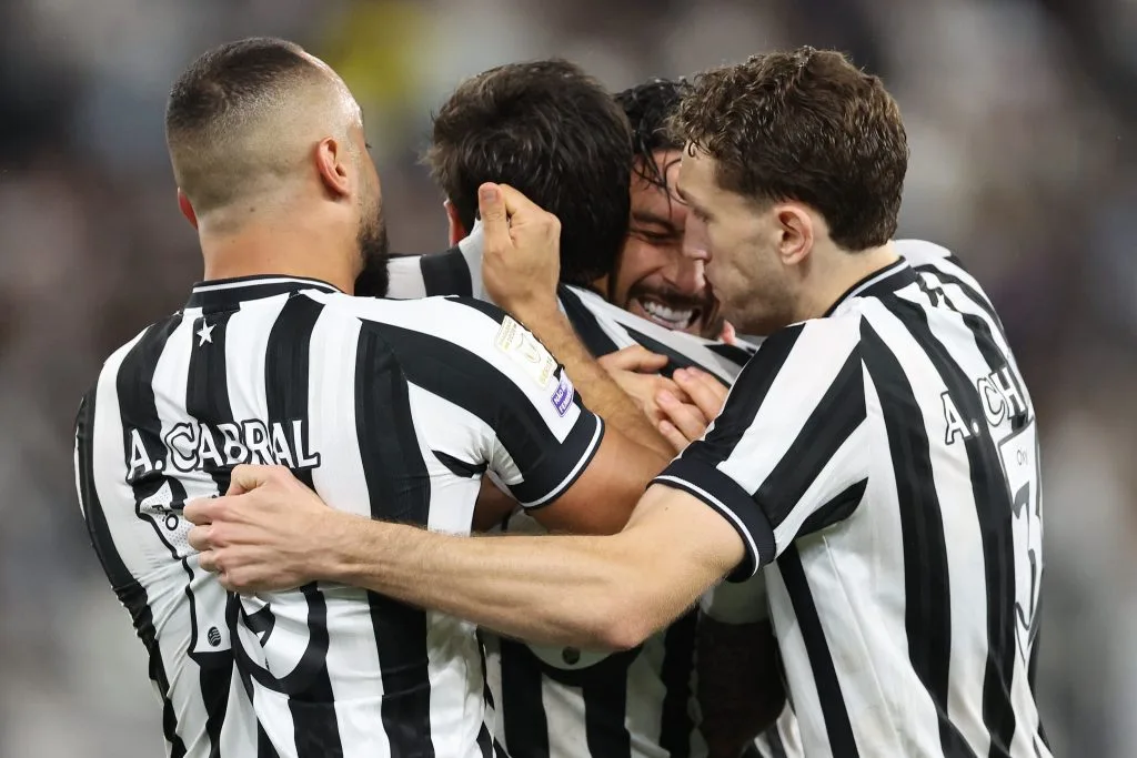Botafogo busca primeira vitória com Tite e tenta se afastar do Z4 contra o Coritiba