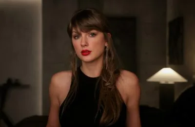 Taylor Swift alcança marca histórica e soma 100 semanas no topo da Billboard 200