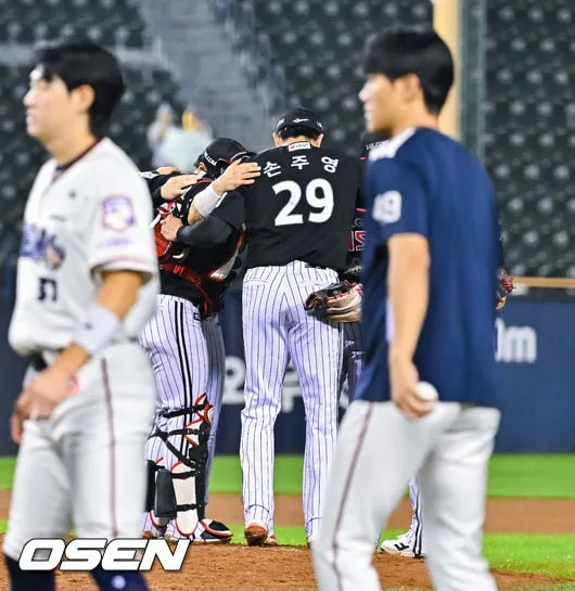 [사진]LG, 두산 상대로 3-1 역전승이야