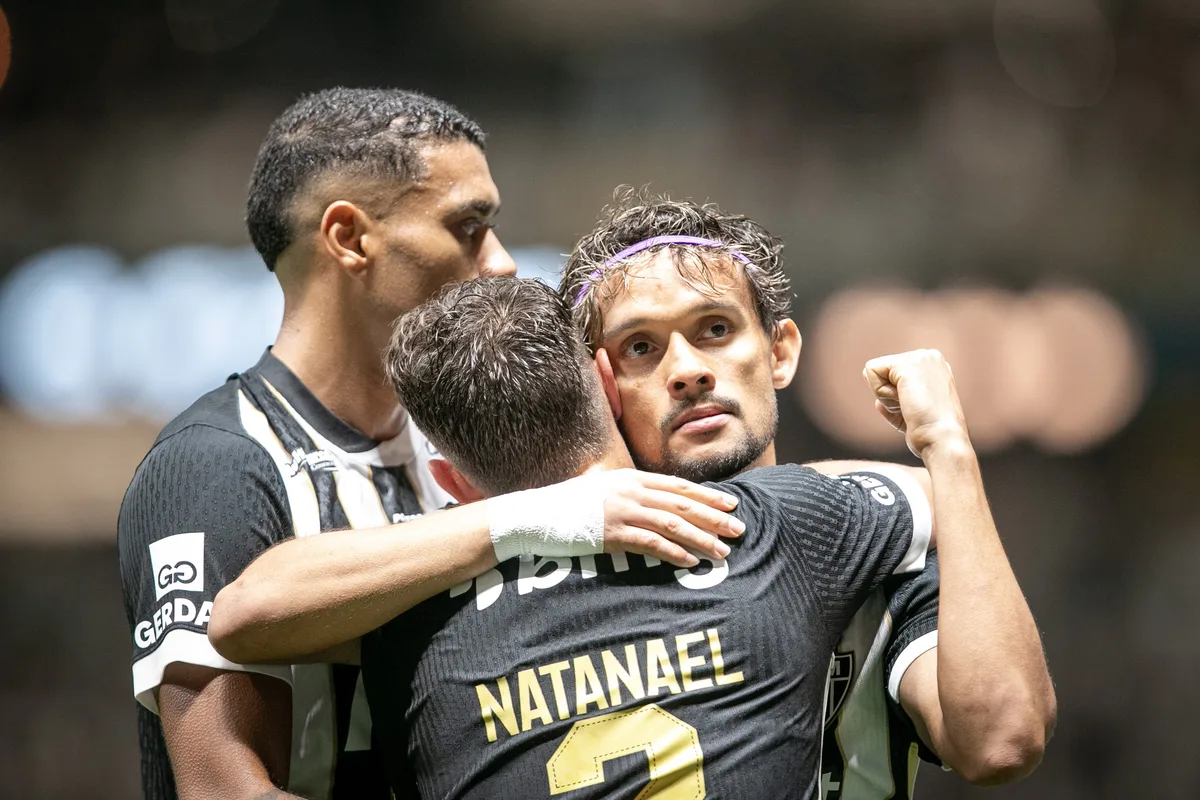 Alvo do São Paulo, Scarpa quer recuperar espaço no Atlético-MG e trava negócio