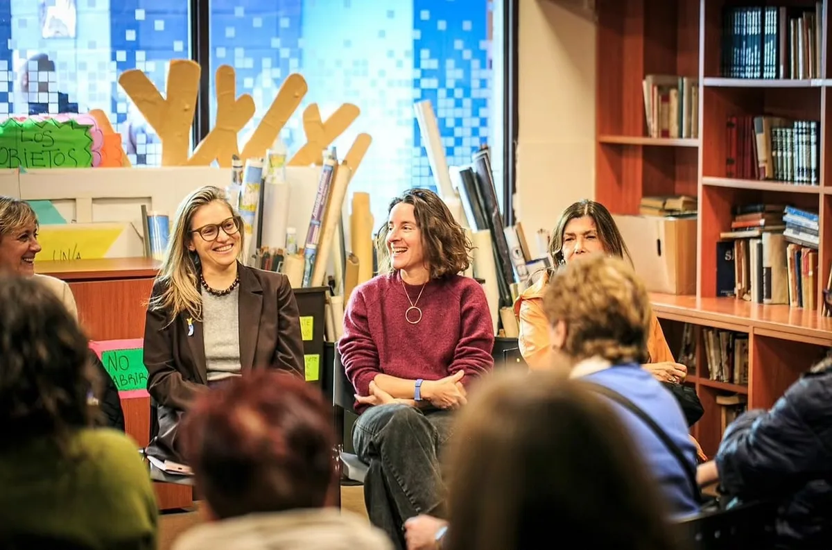 La Feria del Libro Judío duplica su convocatoria y reúne a 35 autores en la Escuela Scholem Aleijem de Villa Crespo
