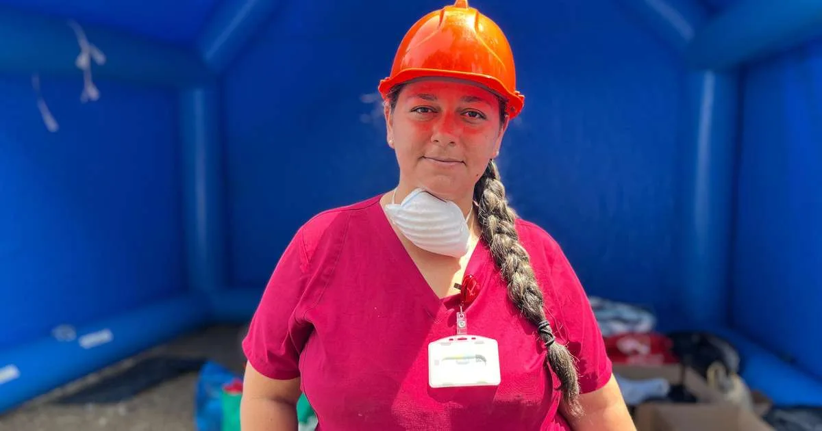 'Ao sentir terremoto, voltei à escola da minha filha e menina de 10 anos morreu em meus braços'