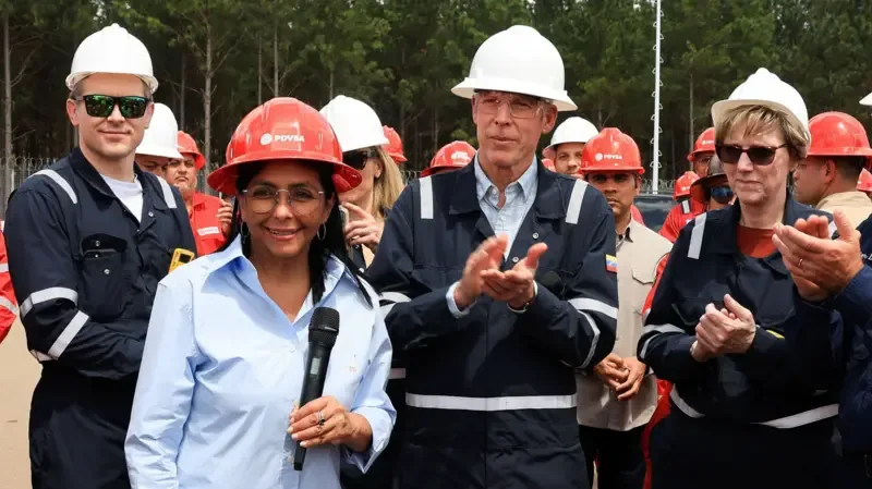 En qué consiste el “mayor acuerdo petrolero de la historia” anunciado por EEUU y Venezuela, y por qué es tan polémico
