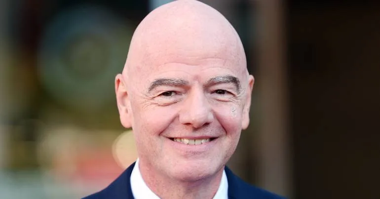 Conselho da FIFA sem "respostas satisfatórias" de Infantino