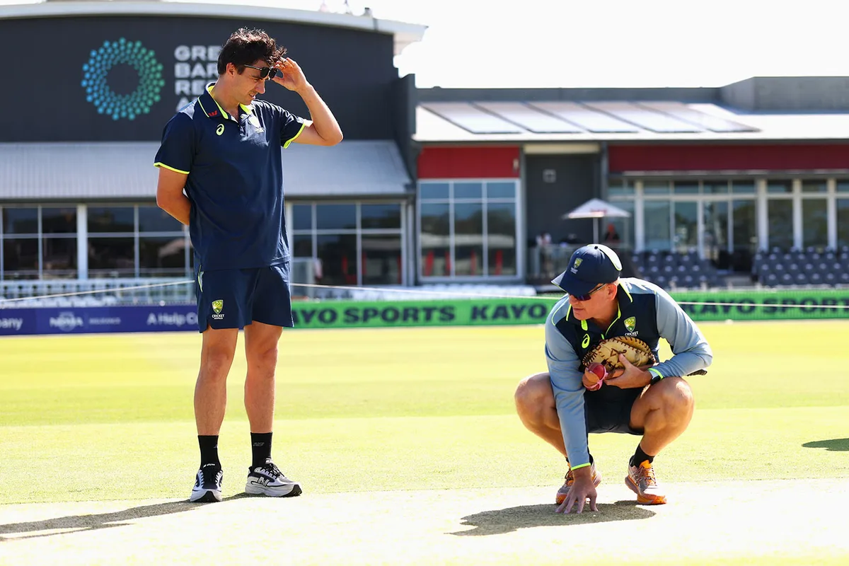 Australia bowl first on Mackay's Test debut; Shoriful in for Bangladesh